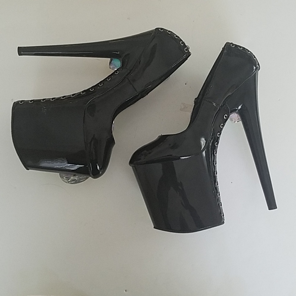 GRAPS OF WRATH PLATFORM PUMPS - Picture 5 of 8